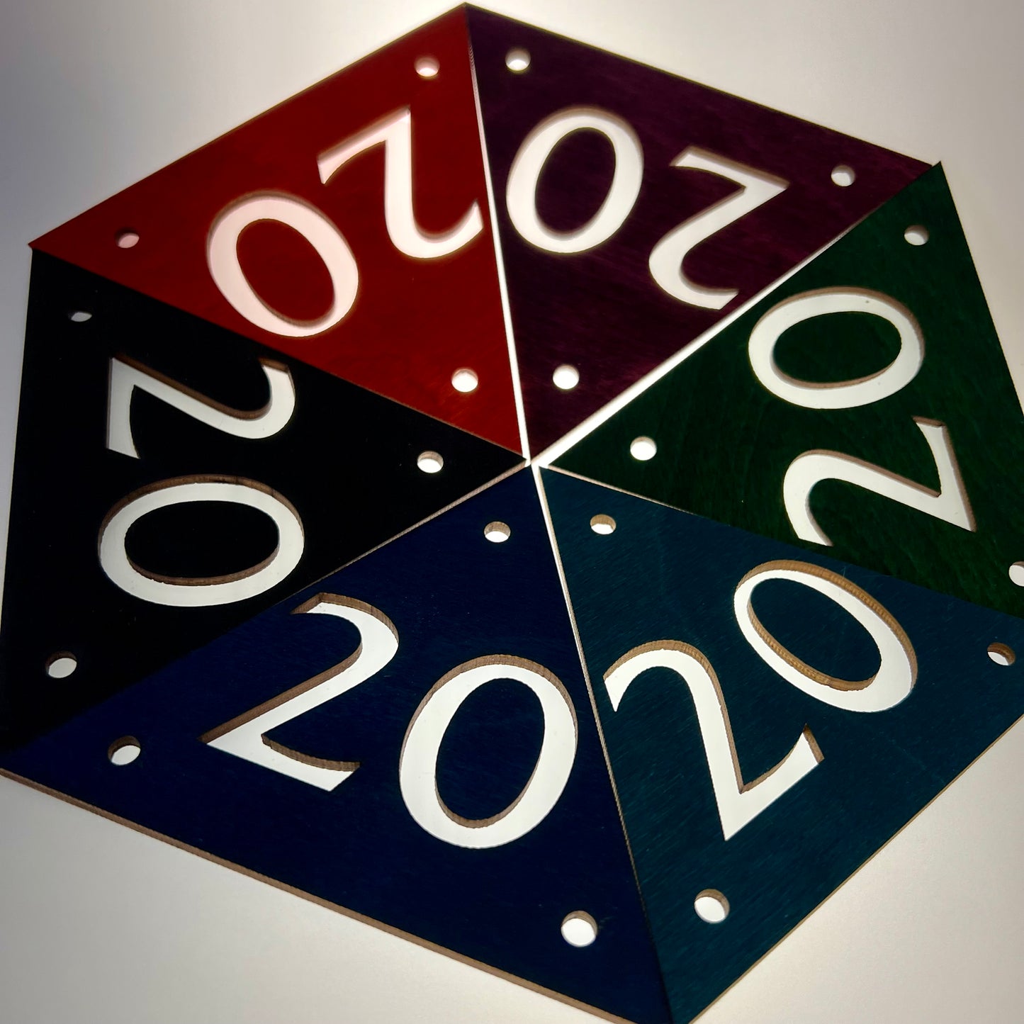 D20 Driftglobe Lamp