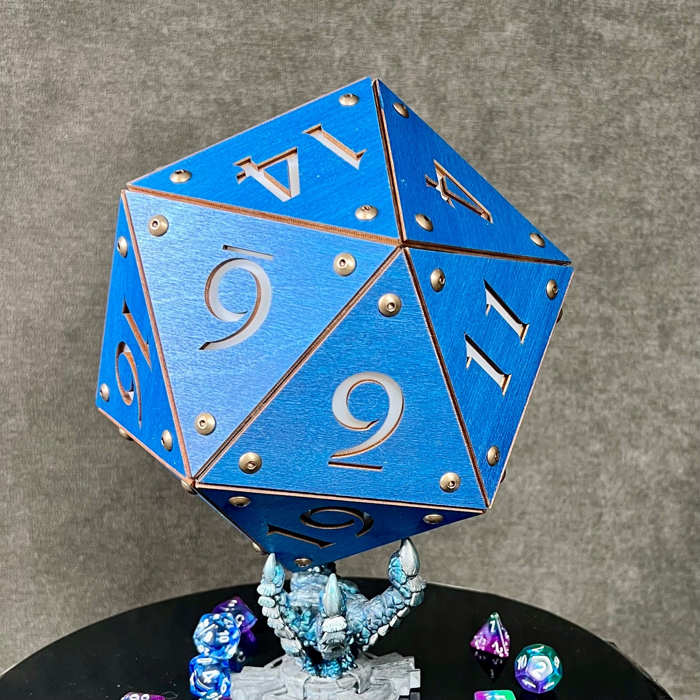 D20 Driftglobe Lamp