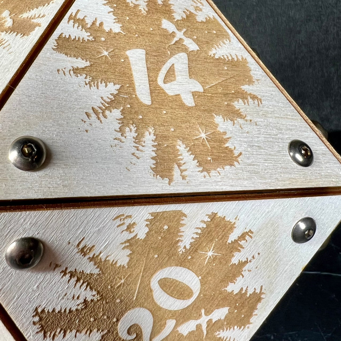 Dragon’s Sky Giant D20 Storage Box