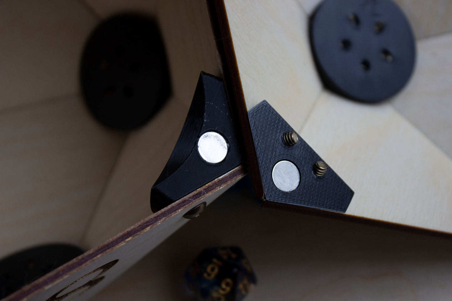 Giant D20 Storage Box