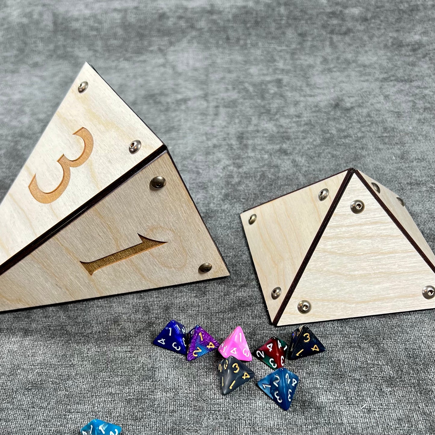 Giant D4