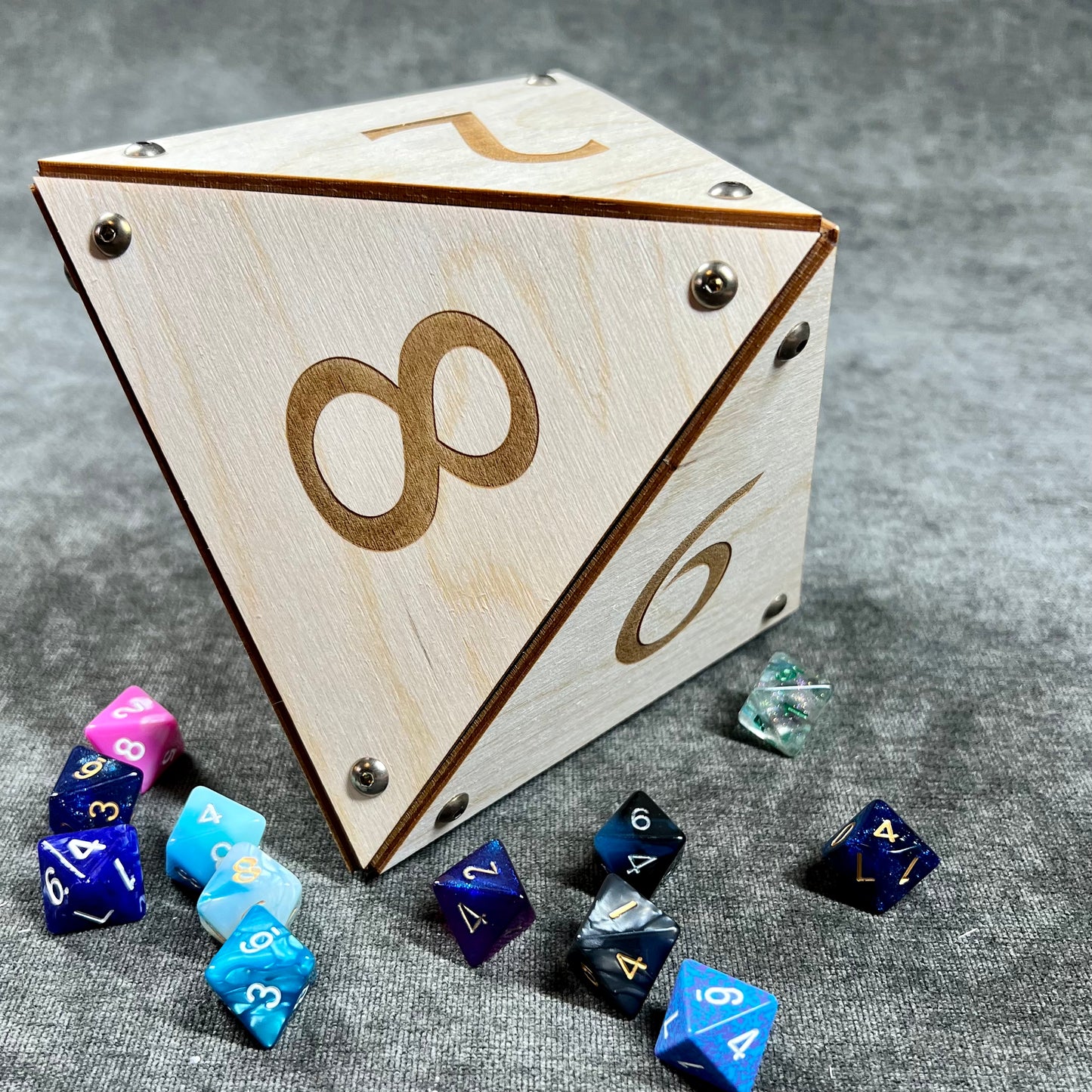 Giant D8