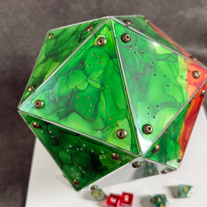 Amaze: A Handpainted Driftglobe Lamp