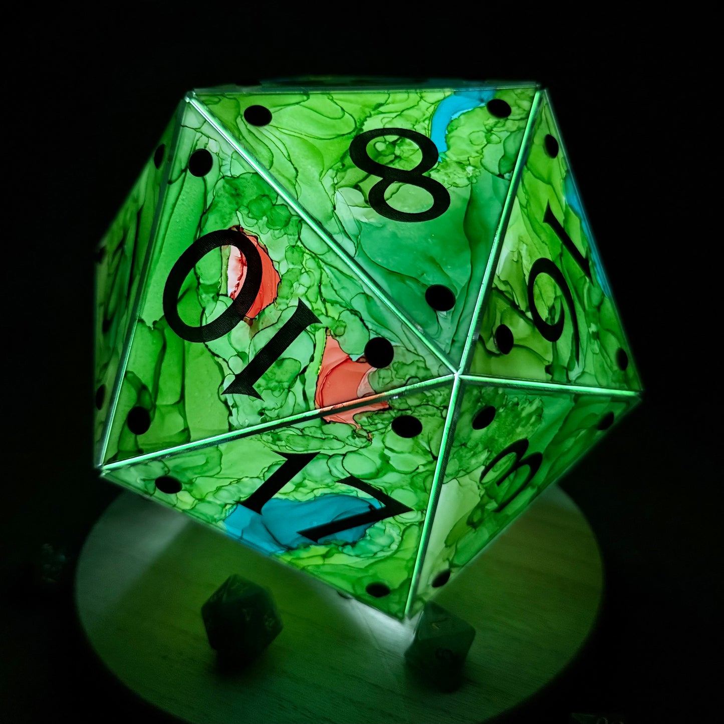 Circle of the Land: A Handpainted D20 Driftglobe Lamp