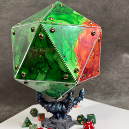 Amaze: A Handpainted Driftglobe Lamp