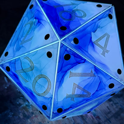 Zephyr: A Handpainted D20 Driftglobe Lamp