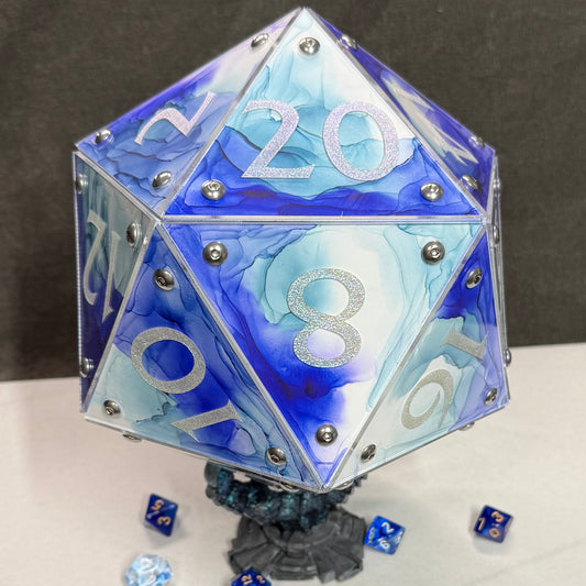 Zephyr: A Handpainted D20 Driftglobe Lamp