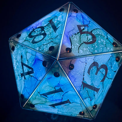 Starry Form : A Handpainted D20 Driftglobe Lamp