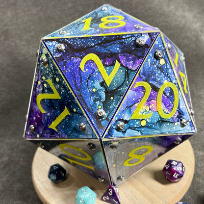 Circle of Stars: A Handpainted D20 Driftglobe Lamp