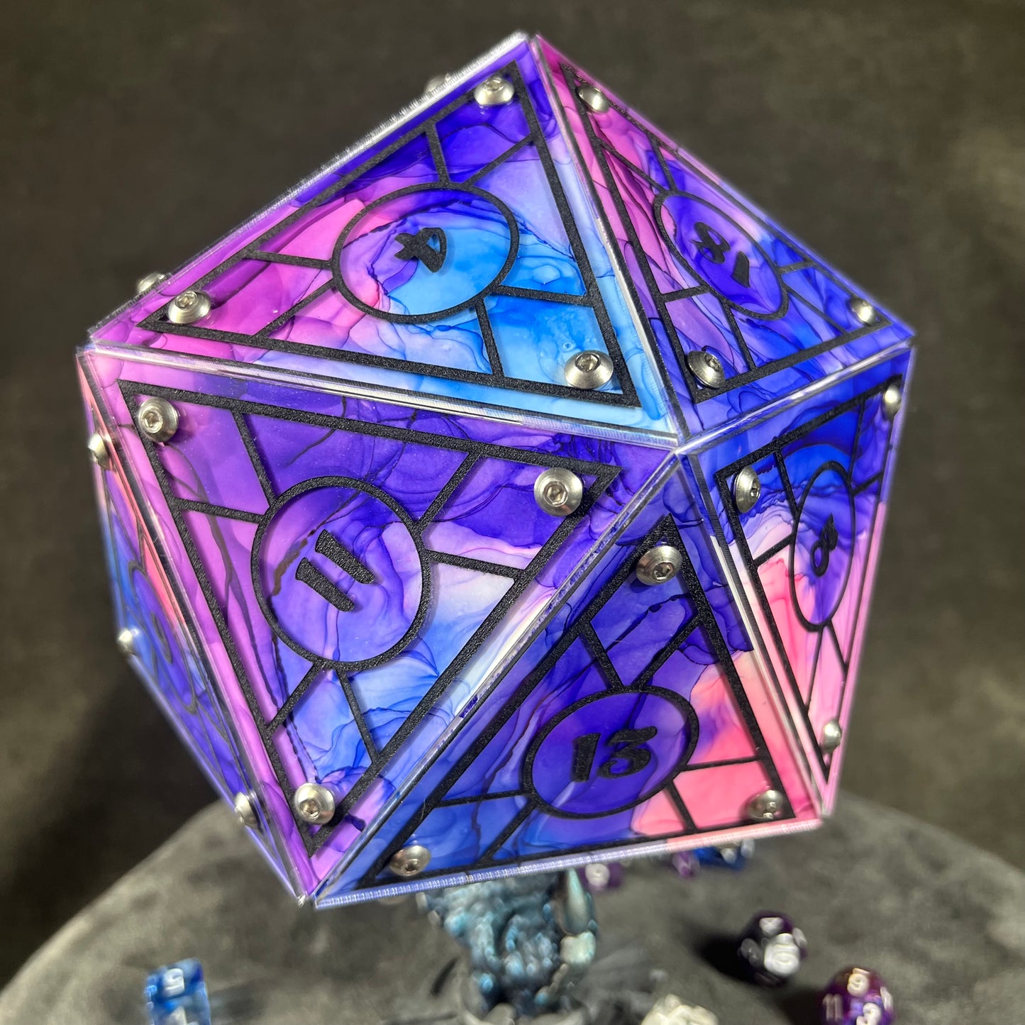 Feywild: A Handpainted D20 Driftglobe Lamp