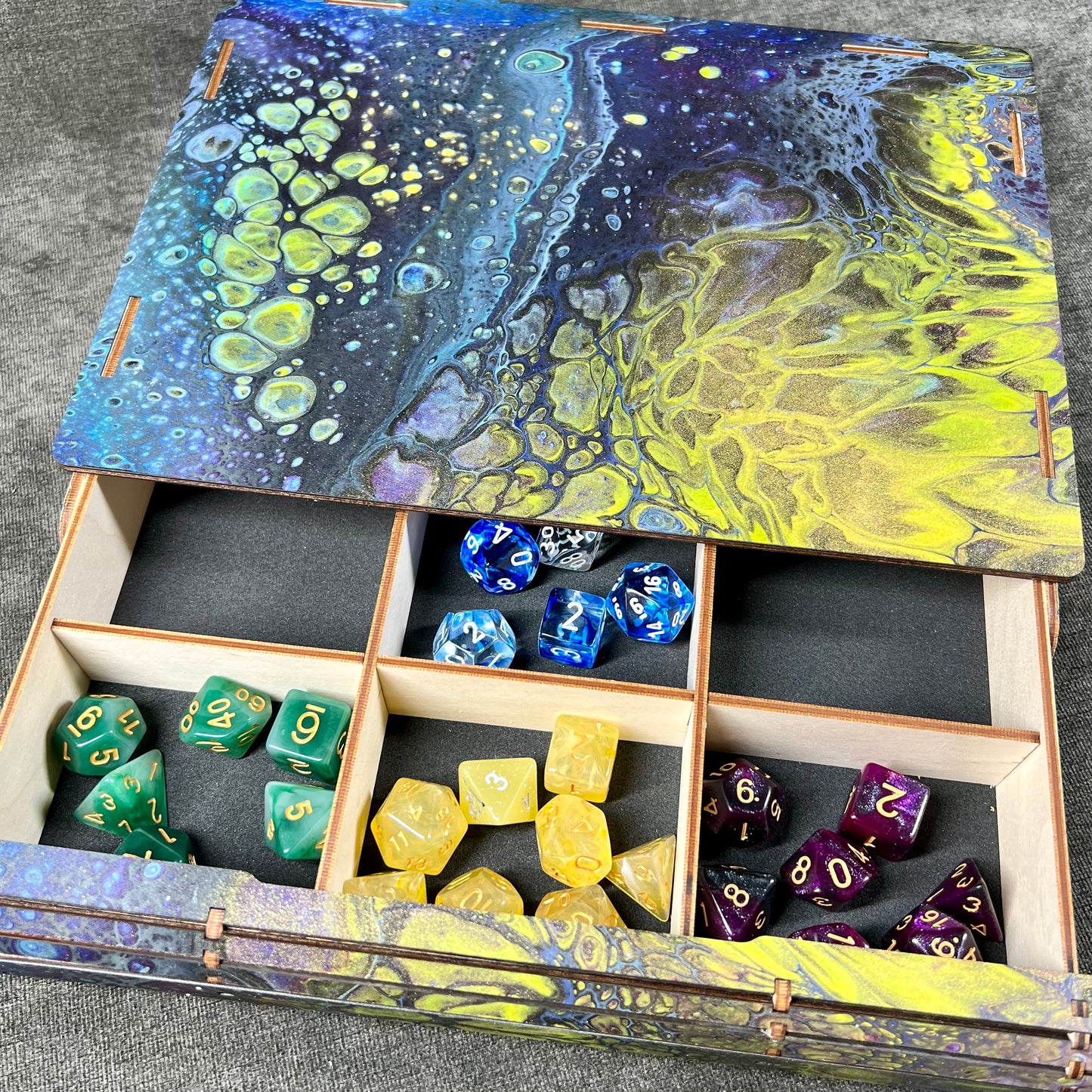 Painted Tome of Holding- Reef