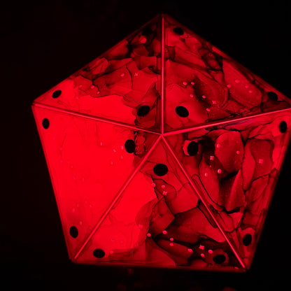 Amaze: A Handpainted Driftglobe Lamp