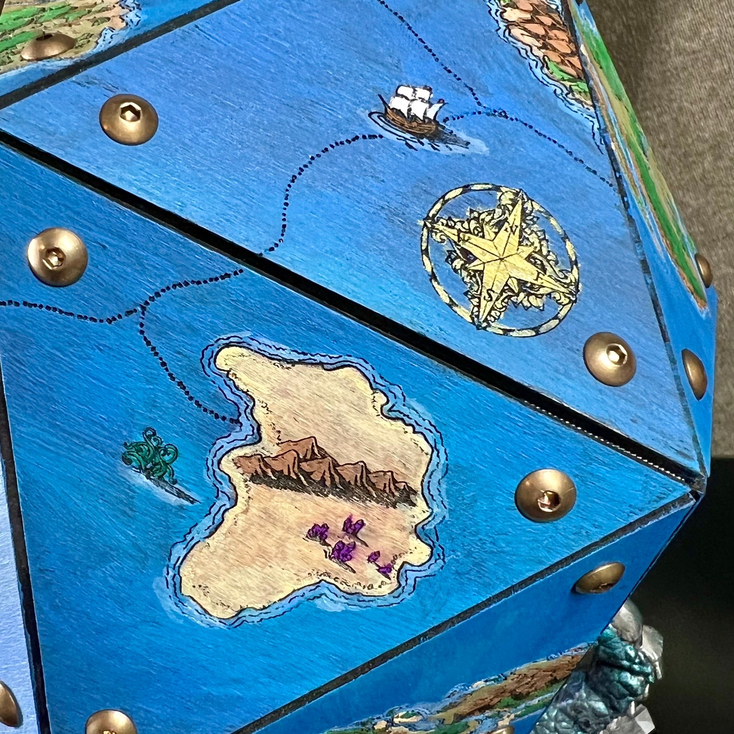 Painted Cartographer’s Giant D20 Storage Box