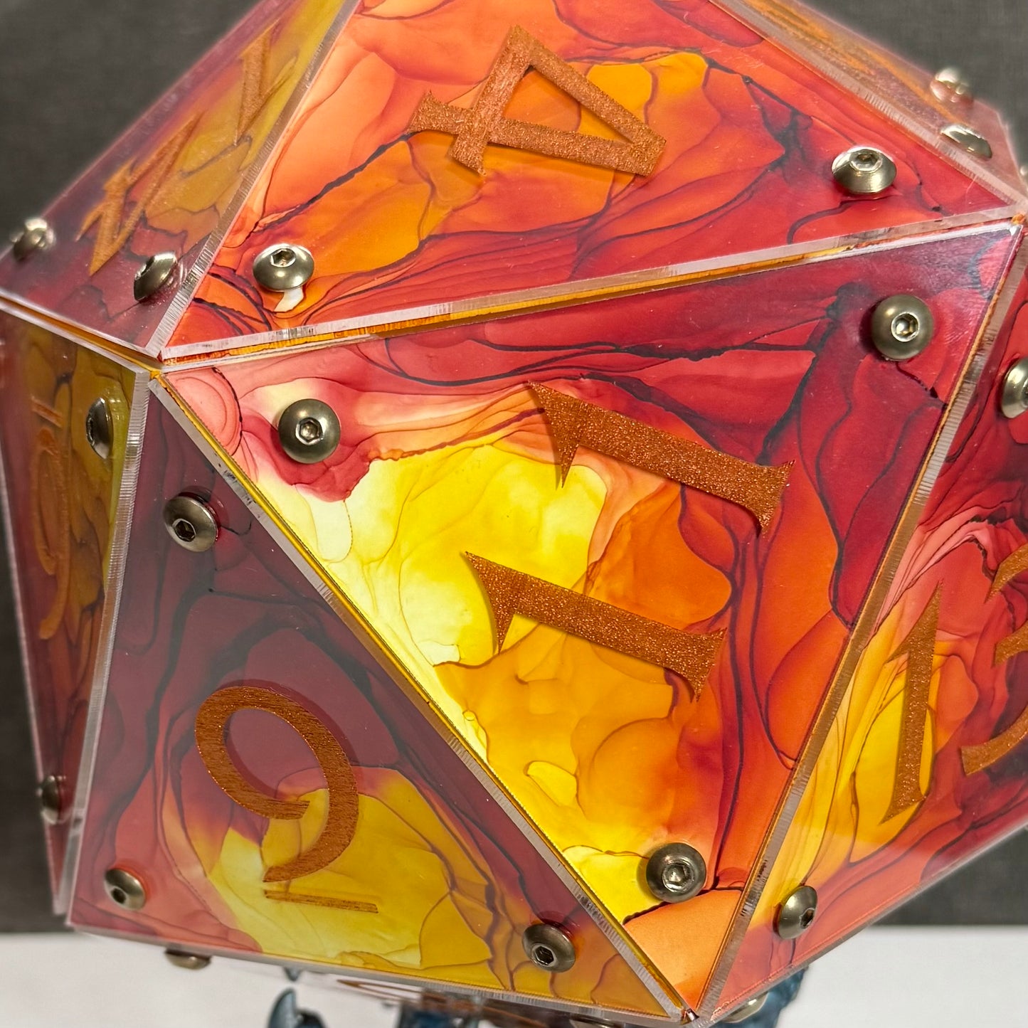 Hearth: A Handpainted D20 Driftglobe Lamp