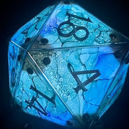 Starry Form : A Handpainted D20 Driftglobe Lamp