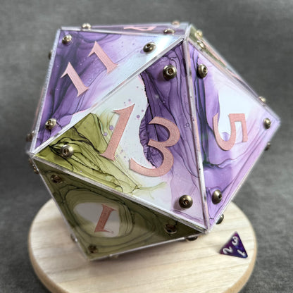 Circle of Dreams: A Handpainted D20 Driftglobe Lamp