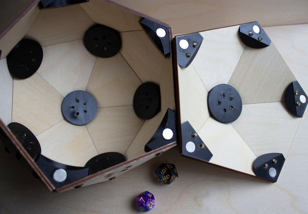 Giant D20 Storage Box